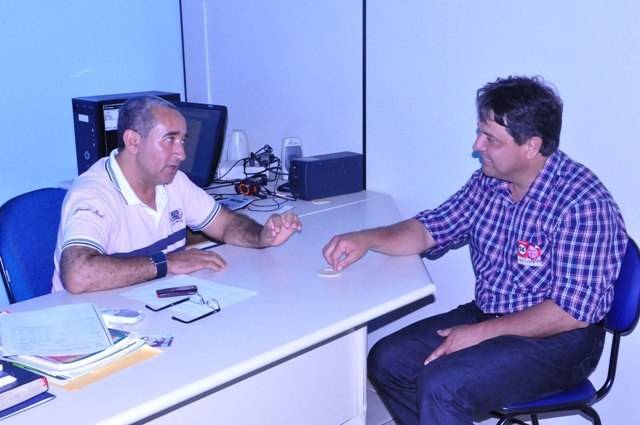 Melki vai registrar em cartório compromisso de não renunciar a candidatura