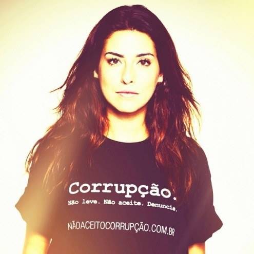 Fernanda Paes Leme apoia movimento contra a corrupção no Brasil