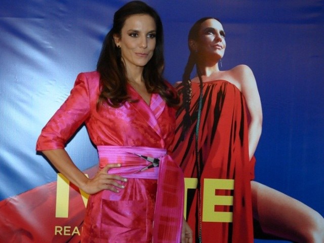 Ivete Sangalo lança novo álbum Real Fantasia