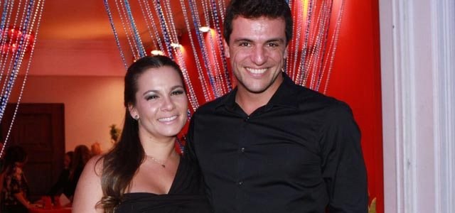 Rodrigo Lombardi sobre esposa: "Adorou me ver vestido de farda"