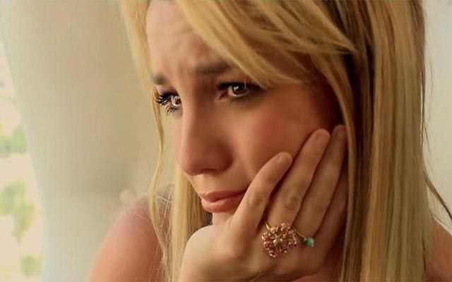 Britney Spears fica abalada ao ver fotos de casamento de Justin Timberlake