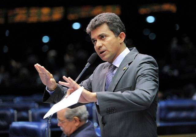Julgando prefeito, TSE limpa ficha de Expedito, que poderá ser candidato em 2014