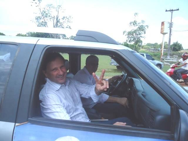 Com os cofres “sangrando”, novo prefeito de Cerejeiras busca apoio de figurões