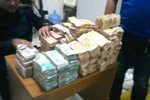 Polícia mata dois e prende um dos bandidos que assaltaram bancos em Comodoro