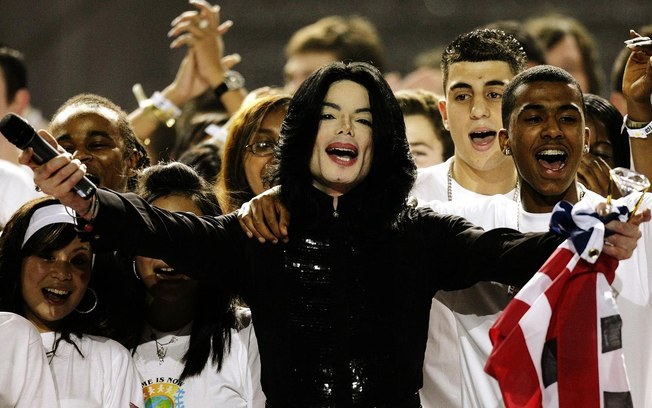 MICHAEL JACKSON ERA VIRGEM