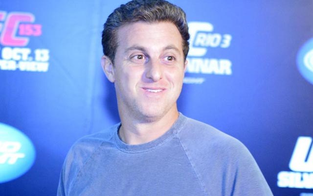 "Entrevistei Madonna no chão do banheiro", revela Luciano Huck