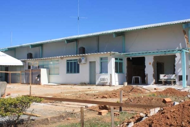 Aeroporto de Vilhena tem lâmpada queimada há oito meses, denuncia empresário