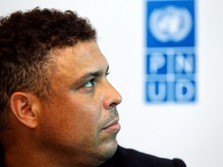 Mais magro, Ronaldo diz que muita gente pediu para que jogasse Mundial