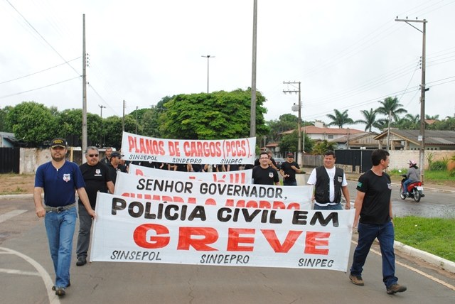 Policiais civis do Cone Sul se reúnem em Vilhena e fazem caminhada “de alerta”