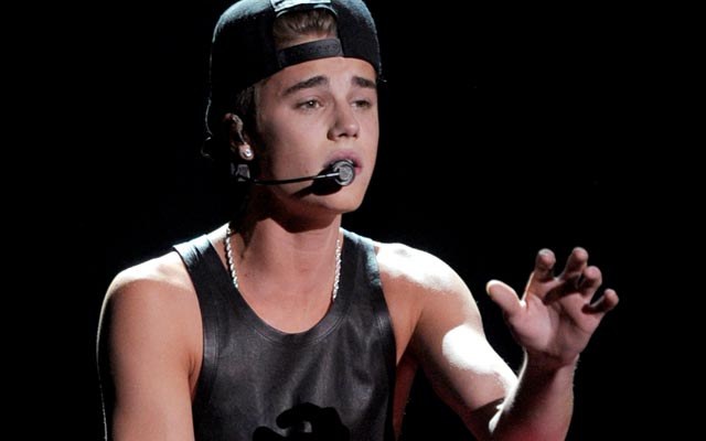 Após ser extremamente criticado, Justin Bieber detona jornalista no Instagram