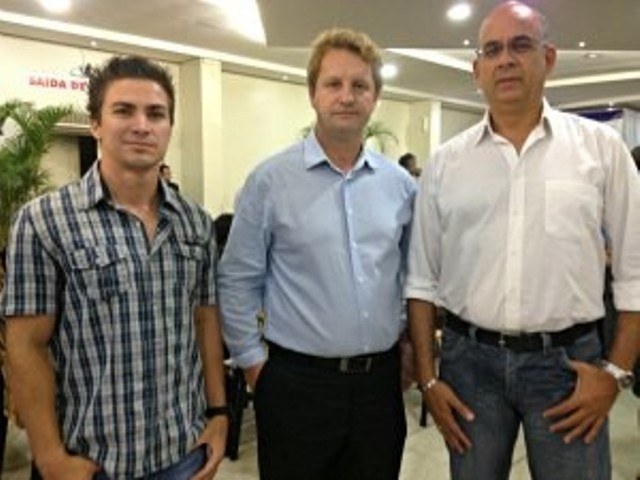 Zé Rover tem “aula” de gestão e diz: “Prefeitura é diferente é de empresa” 