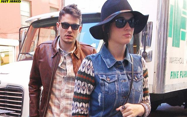 Precoce: Katy Perry e John Mayer estão pensando em morar juntos