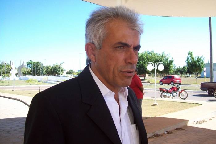 GARCIA PROPÕE NOMES PARA RUAS, CRECHES E UTI
