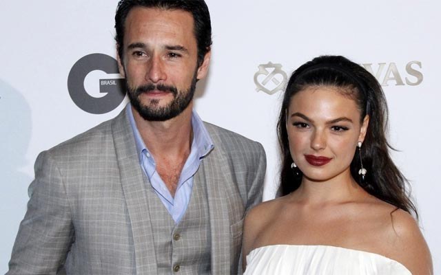 Rodrigo Santoro e Isis Valverde são premiados como os mais talentosos de 2012