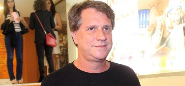 Grupo acusa Luís Salém de racismo e ator diz que foi "mal interpretado"