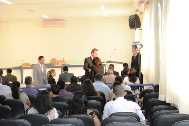 Quase tudo pronto para a cerimônia de diplomação dos vereadores, prefeito e vice