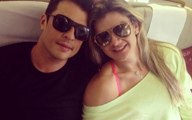 Seis meses após casamento, Mirella  e Ceará finalmente embarcam em lua de mel