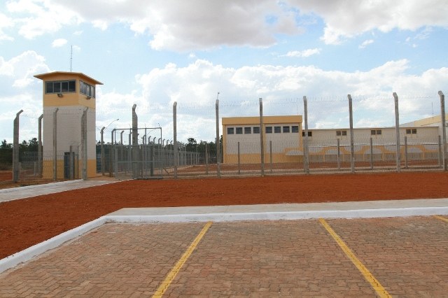Com regras duras em novo presídio, detentos imploram para voltar ao “cadeião”