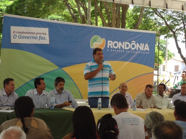 Prefeito de Cerejeiras anuncia apoio de Raupp para inaugurar rádio na cidade