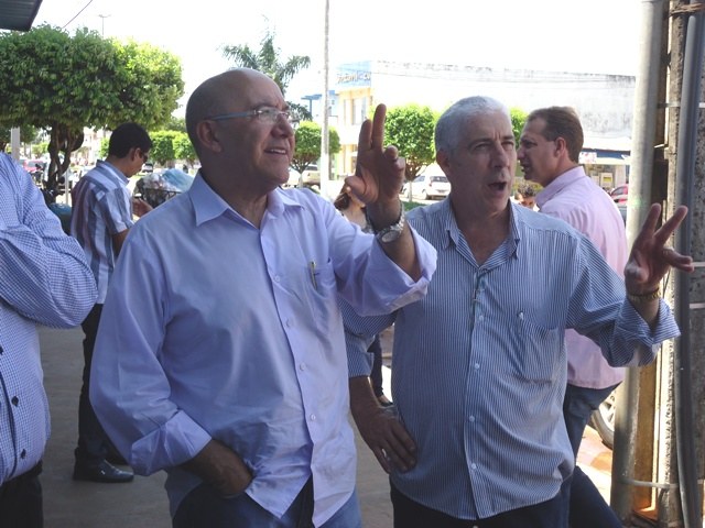 Aliado de Cassol, prefeito de Cerejeiras assume contando com ajuda de Confúcio
