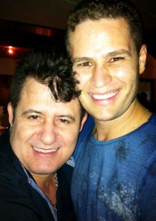 Cantor Pedro Leonardo volta ao Twitter