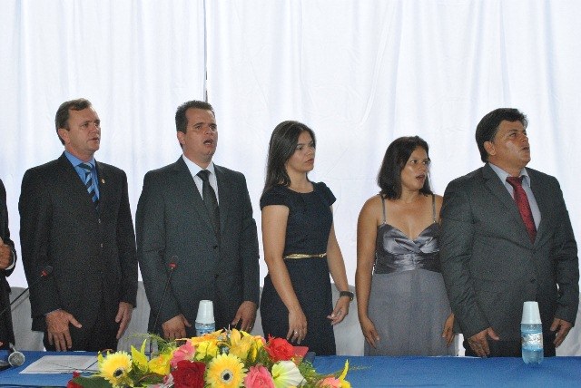 Jornalista comenta últimos acontecimentos da política em coluna exclusiva