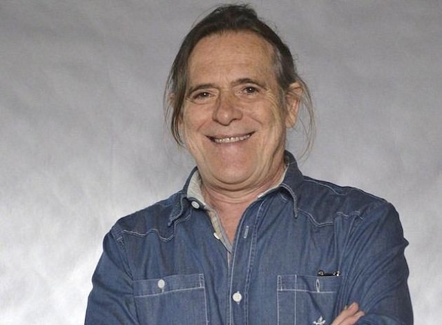 José de Abreu assume que é bissexual e afirma não temer críticas