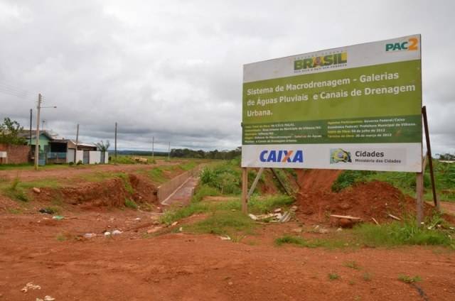 Prefeitura busca contenção de erosões em Vilhena