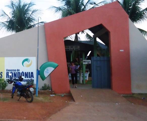 Colorado: Escolas são proibidas de pedir materiais de limpeza e higiene a alunos