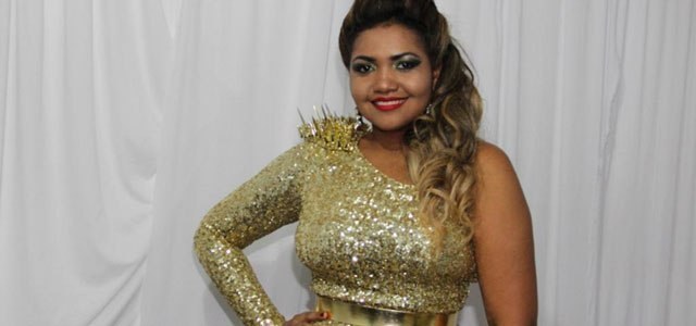 Gaby Amarantos diz que não liga para a opinião dos outros sobre suas roupas
