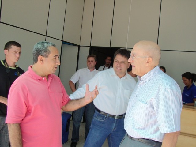 PREFEITO DE ARIQUEMES, PRÉ-CANDIDATO AO GOVERNO, VISITA A FOLHA