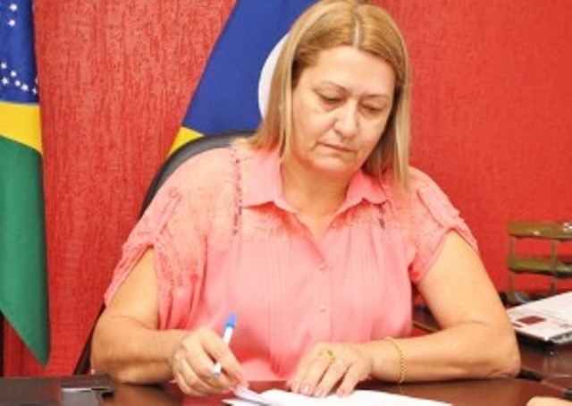 Prefeita eleita em cidade vizinha é cassada e perde direitos políticos
