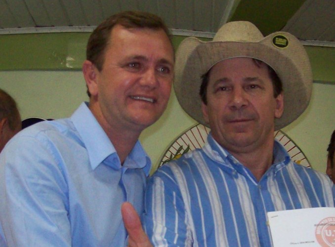 CASSOL ENTREGA AMBULÂNCIAS E CAMINHÃO PARA BOMBEIROS DE VILHENA