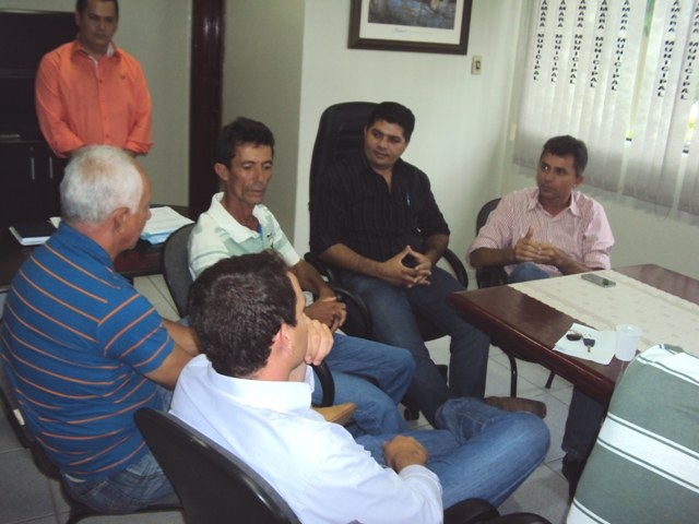 Ex-senador percorre Cone Sul e faz contatos para viabilizar candidatura em 2014