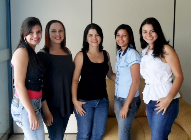 Dia da mulher: funcionárias da Folha do Sul parabenizam as vilhenenses