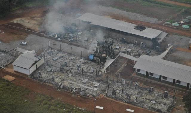 Incêndio destrói alojamento de empresa onde operários morreram em Chupinguaia