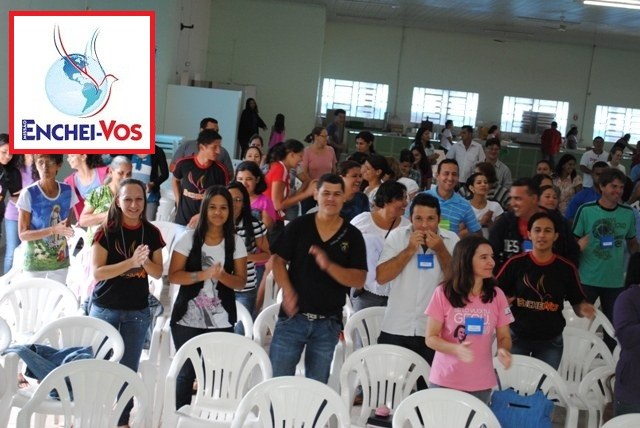 Grupos de estudos bíblicos ‘Enchei-vos’ realizam Seminário Experiência de Oração