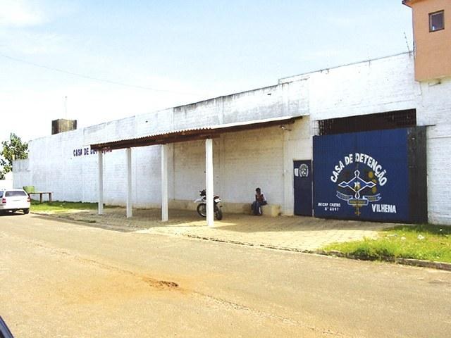 URGENTE: PRESOS SE REBELAM E SÃO BALEADOS POR AGENTES EM VILHENA