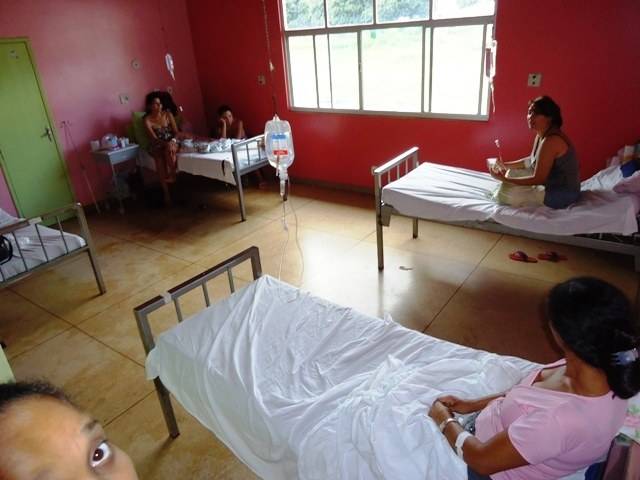 Vítimas de dengue em Cerejeiras reclamam da demora dos resultados dos exames