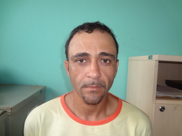 Após ser flagrado por câmera de segurança ladrão de farmácia é preso