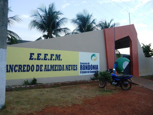 Cerejeiras: pais dizem que escolas não oferecem estrutura para ensino integral