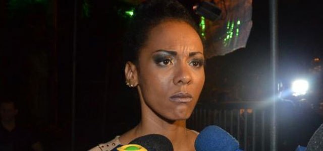 Sem prêmios, ex-BBB Aline decide leiloar mala que ganhou do programa