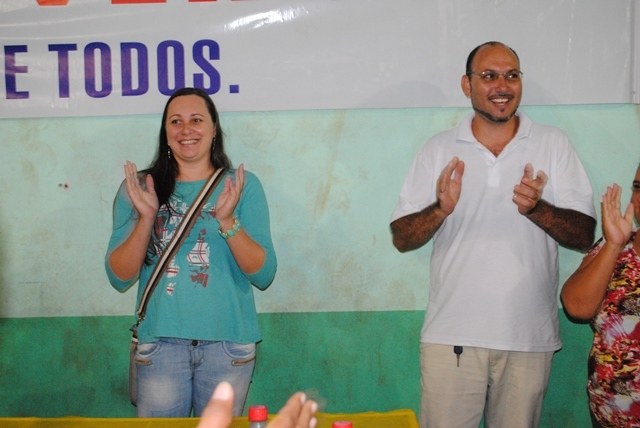 Árbitro homenageia esposa aniversariante durante evento esportivo em Vilhena