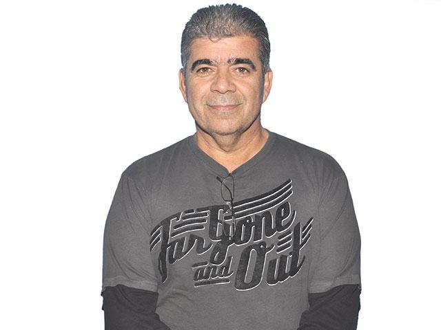 FIÉIS REALIZAM CRUZADA PARA AGREDECER “MILAGRE” ENVOLVENDO PASTOR