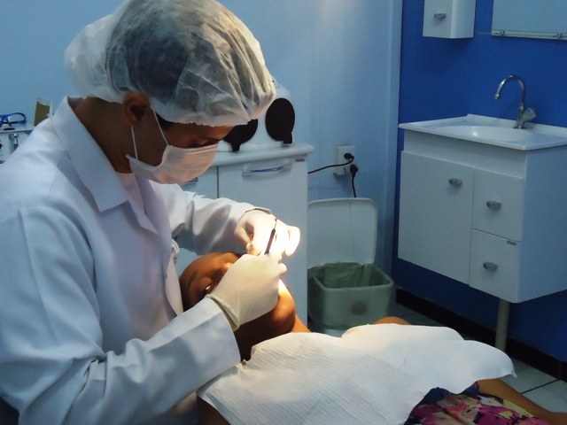 Dentistas do Cone Sul se adaptam para atender normas que regem a atividade