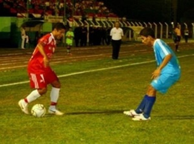 Jogando fora, VEC perde mais uma: 1 a 0 para o Espigão