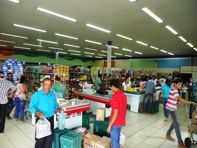 Comércio de Cerejeiras surpreende e mês de março bate recorde de vendas