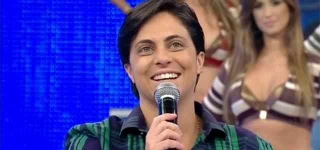Thammy Miranda brinca que vira um dobermann quando está de TPM