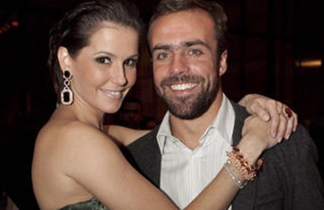 Deborah Secco e Roger Flores estão separados