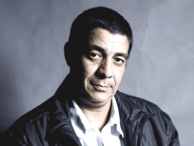 Após internação, Zeca Pagodinho recebe alta e deve fazer fisioterapia